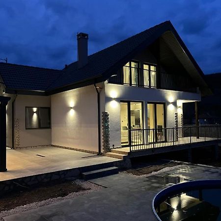 Villa Utopia Μπαλτσίκ Εξωτερικό φωτογραφία