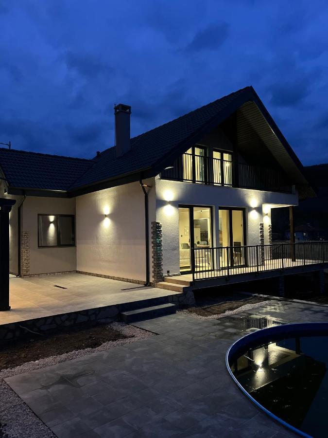 Villa Utopia Μπαλτσίκ Εξωτερικό φωτογραφία