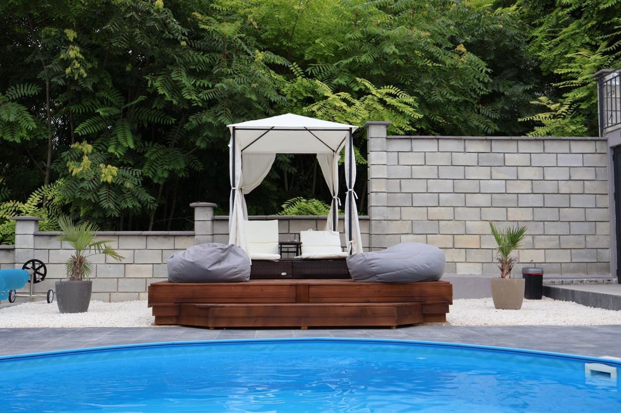 Villa Utopia Μπαλτσίκ Εξωτερικό φωτογραφία